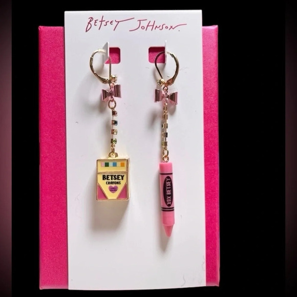 BETSEY JOHNSON Mismatched Crayon Box & Single Crayon Dangle Earrings NEW NWT - Picture 2 of 5